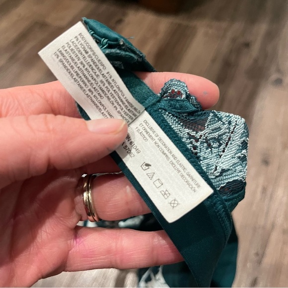 Wacoal Bralette Women's Large Green Lace Instant Icon Semi-Sheer - Picture 7 of 8